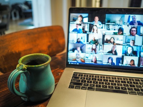 How Can UK Event Planning Firms Adapt to the Rise of Virtual Conferences?